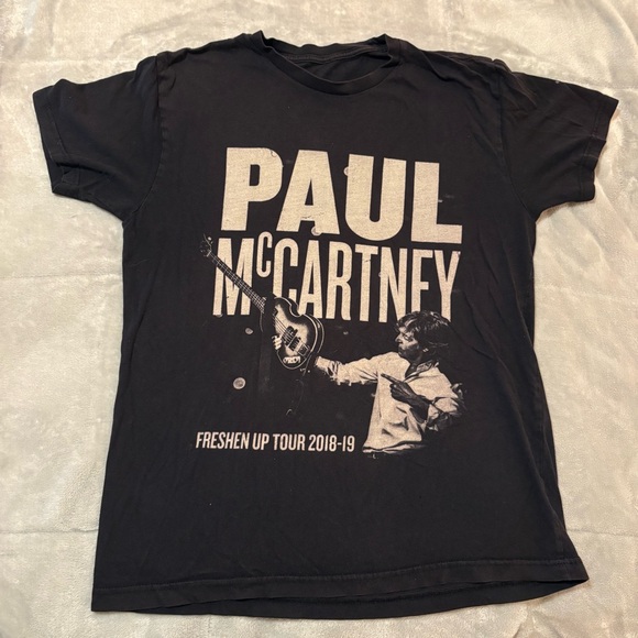 The Concert Tee Other - Paul McCartney Freshen Up Tour 2018–19 Black Concert T-Shirt
